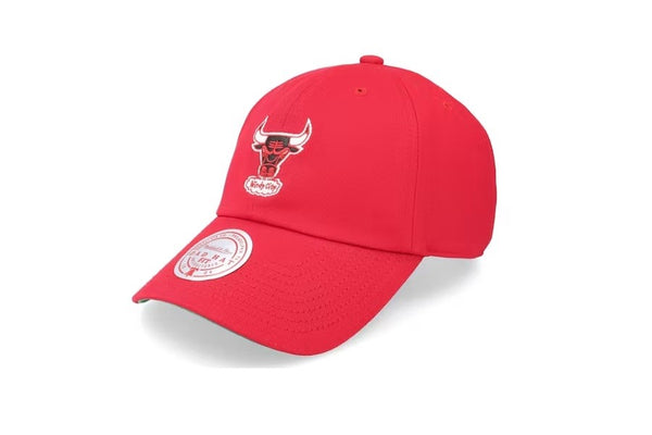 Mitchell & Ness Red NBA Chicago Bulls Windy City Team Ground HWC Strapback - OS