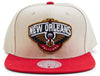 Mitchell & Ness Cream/Red NBA New Orleans Pelicans Core Basic Snapback - OSFA