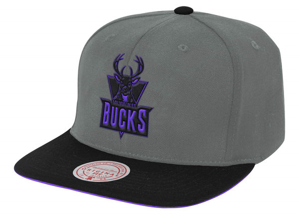 Mitchell & Ness Grey/Black NBA Milwaukee Bucks Neon Lights HWC Snapback - OSFA