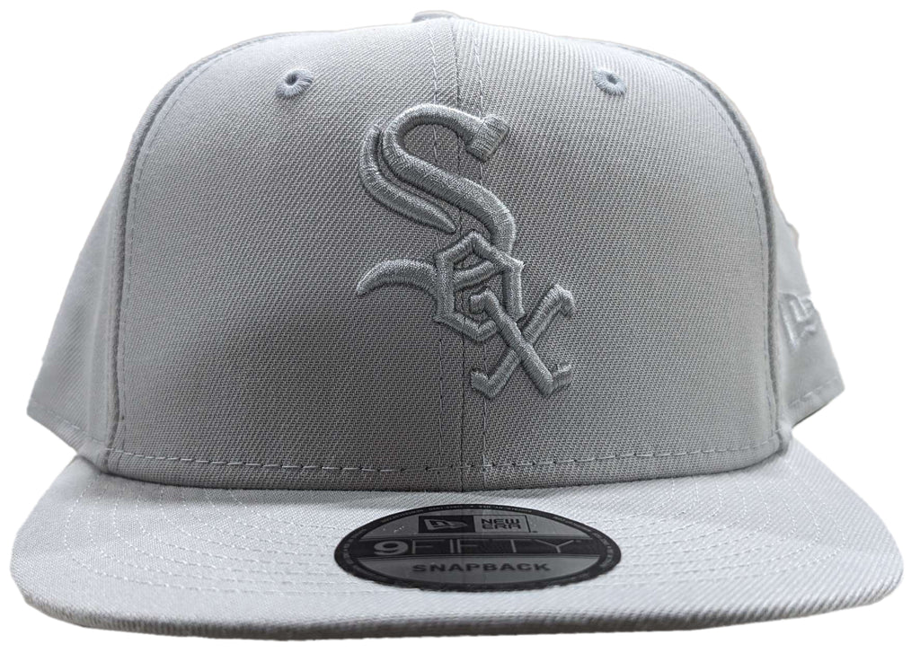 Men's New Era 9Fifty MLB Chicago White Sox Sliver Snapback (60220700) - OSFM