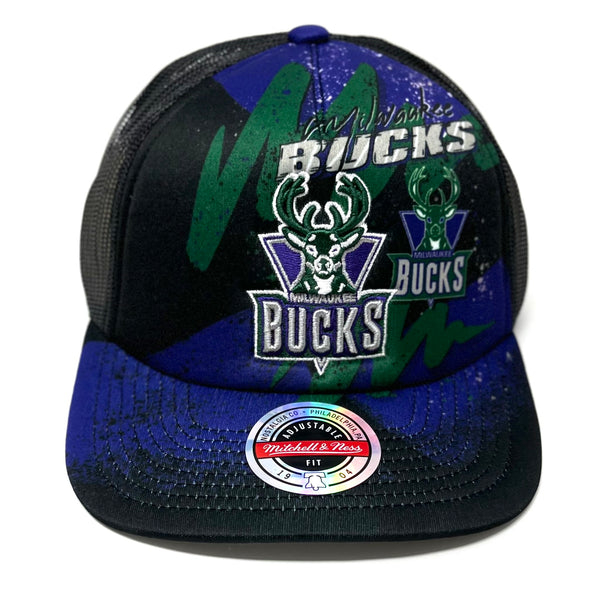 Mitchell & Ness Black NBA Milwaukee Bucks Hyper Trucker HWC Snapback - OSFA