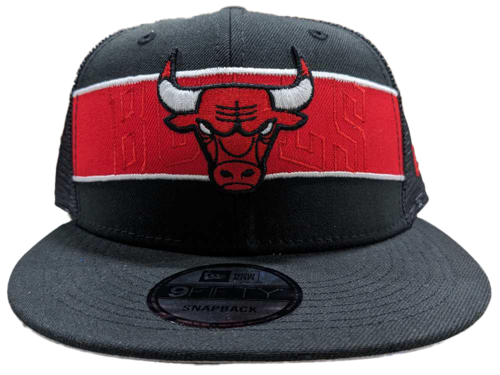 Men's New Era 9Fifty NBA Chicago Bulls Black/Red Trucker Snapback - OSFM
