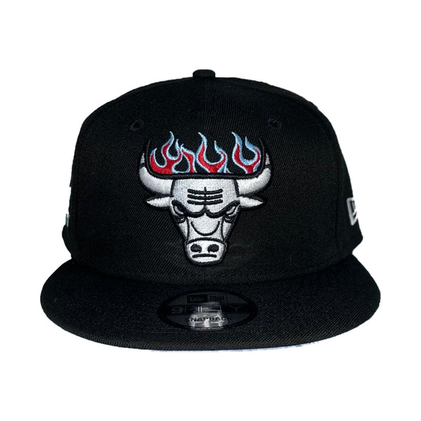 Men's New Era 9Fifty Black Chicago Bulls Eastern Conference Fire Snapback (60224811) - OSFM