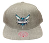 Men's Mitchell & Ness NBA Charlotte Hornets Team Heather Snapback Hat - OSFA