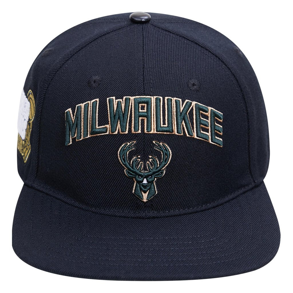Men's Pro Standard NBA Milwaukee Bucks Black Logo Snapback Hat - OSFA