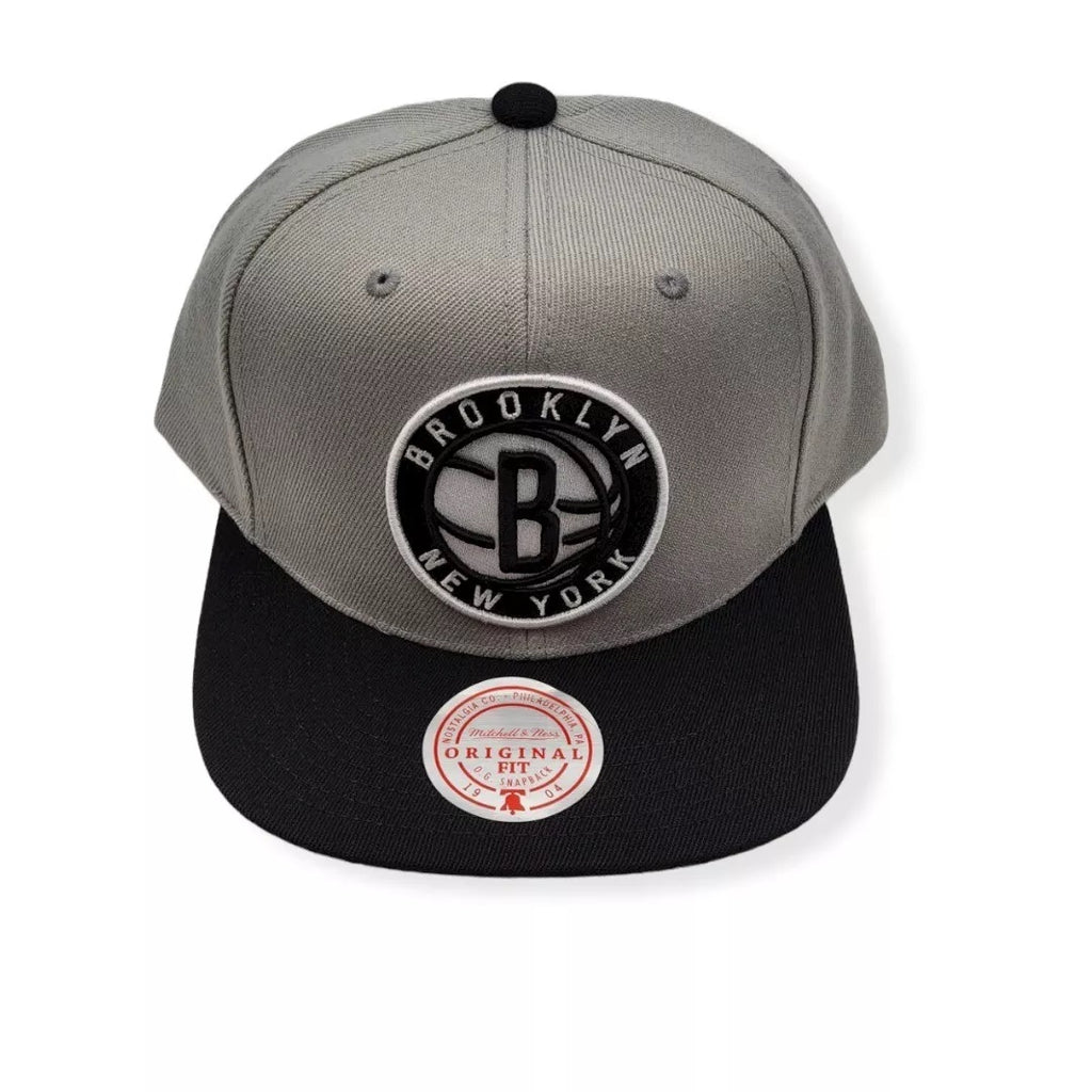 Mitchell & Ness Grey/Black NBA Brooklyn Nets Core Basic Snapback - OSFA