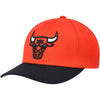 Mitchell & Ness Red/Black NBA Chicago Bulls Core Basic Snapback - OSFA