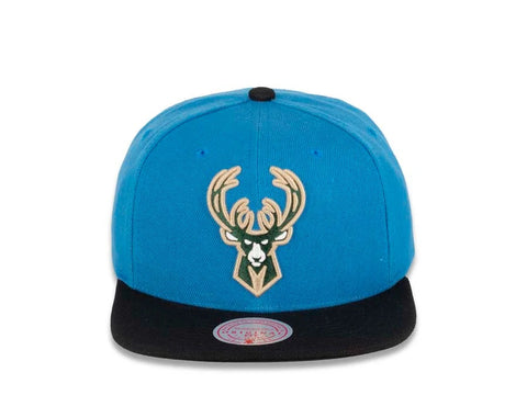 Mitchell & Ness Light Blue/Black NBA Milwaukee Bucks Core Basic Snapback - OSFA