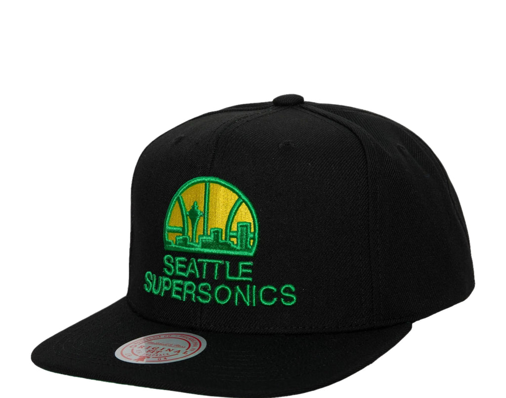 Men's Mitchell & Ness Black NBA Seattle Supersonics Core Basic HWC Snapback - OSFA