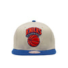 Mitchell & Ness Off White/Blue NBA New York Knicks Natural XL HWC Snapback - OSFA