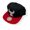 Mitchell & Ness Black/Red NBA HWC Chicago Bulls Team Reflective Snapback - OSFA