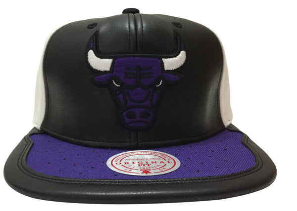 Mitchell & Ness White/Purple NBA Chicago Bulls Day One Snapback - OSFA