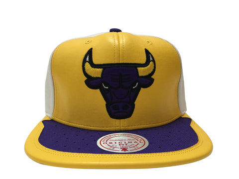 Mitchell & Ness Yellow/Purple NBA Chicago Bulls Day One Snapback - OSFA