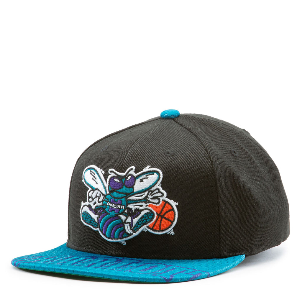 Mitchell & Ness NBA Charlotte Hornets Black/Teal Snapshot HWC Snapback - OSFA