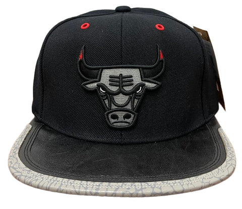 Mitchell & Ness Black/Grey NBA Chicago Bulls Day 3 Snapback - OSFA