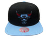 Mitchell & Ness Black/Blue NBA Chicago Bulls Reload 2.0 Snapback Hat - OSFA