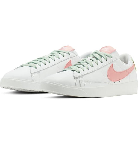 Women's Nike Blazer Low LE White/Bleached Coral