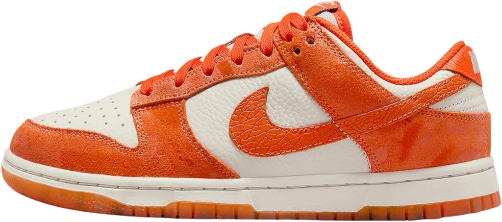 Women's Nike Dunk Low 