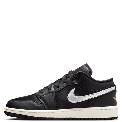 Big Kid's Jordan 1 Low SE Black/Metallic Silver-Sail (FZ3921 001)