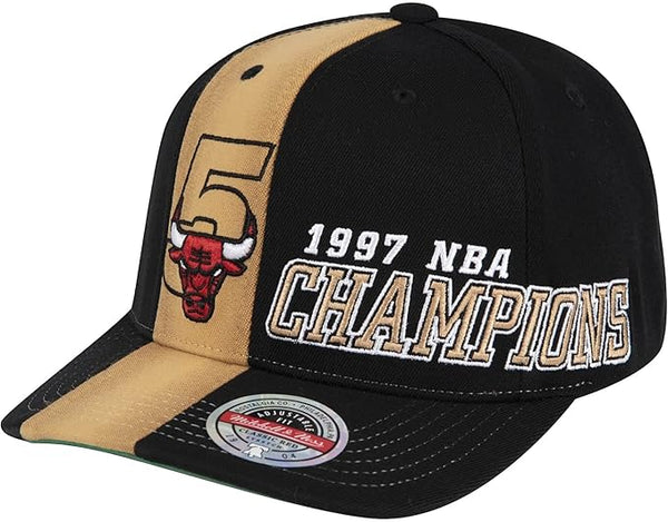 Mitchell & Ness Black NBA 97 Champs Stretch Snapback HWC Bulls - OSFA