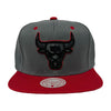 Men's Mitchell & Ness Grey/Red NBA Chicago Bulls Reload Snapback Hat - OSFA