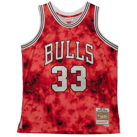 Mitchell & Ness Red Chicago Bulls 97-98 Scottie Pippen Galaxy Swingman Jersey