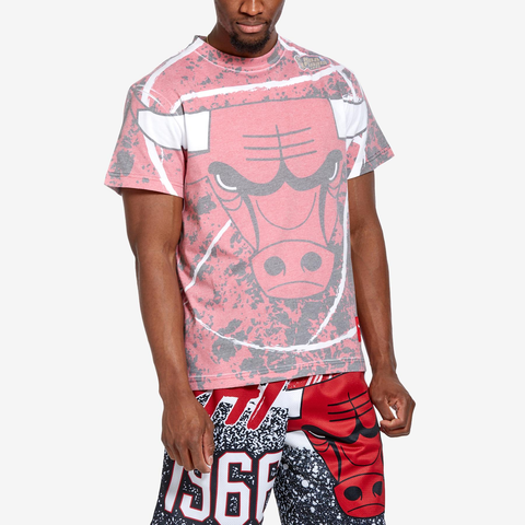 Mitchell & Ness Scarlet NBA Chicago Bulls Jumbotron T-Shirt